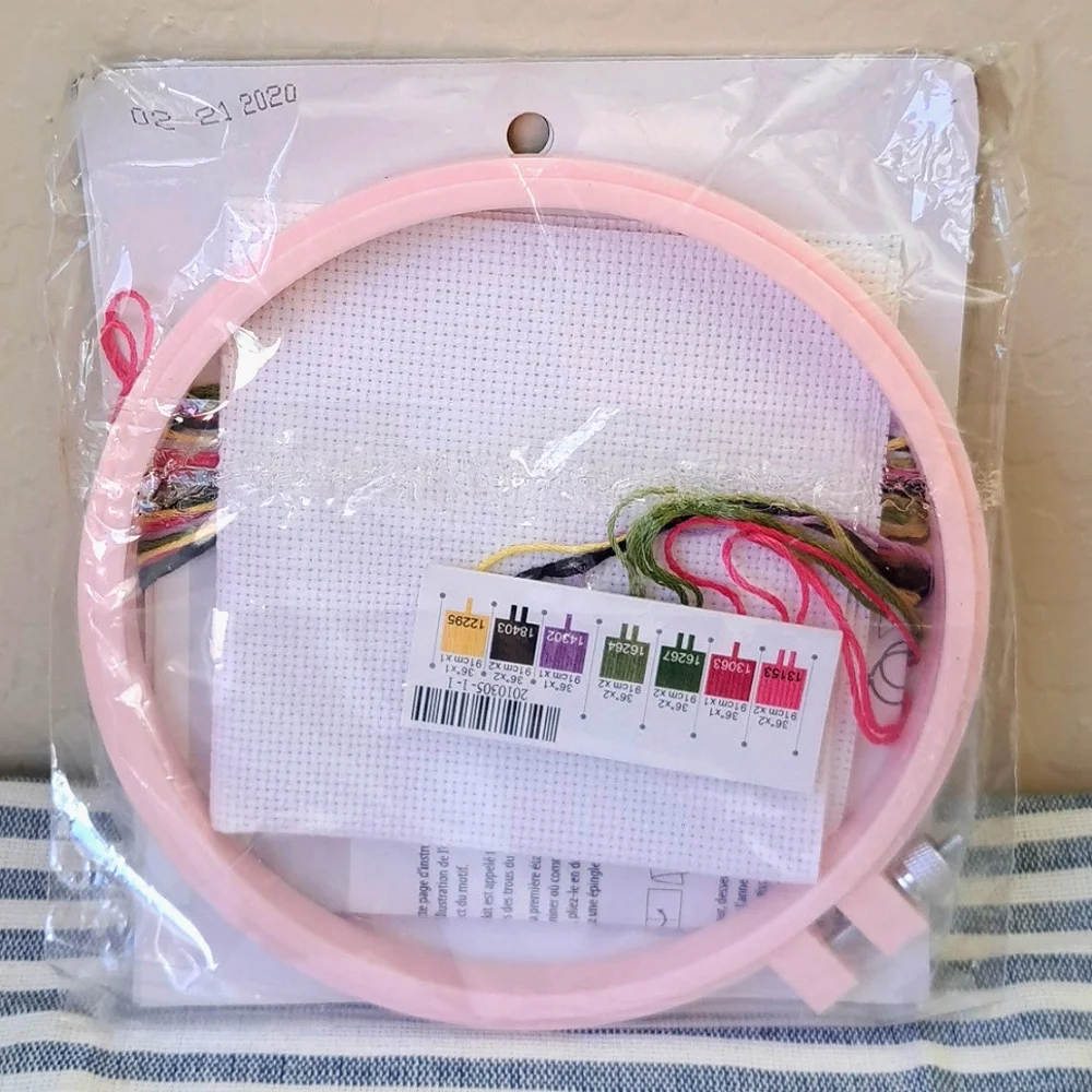 New Dimensions Learn a Craft - Hummingbird Duo Counted Cross Stitch Kit 6 inch